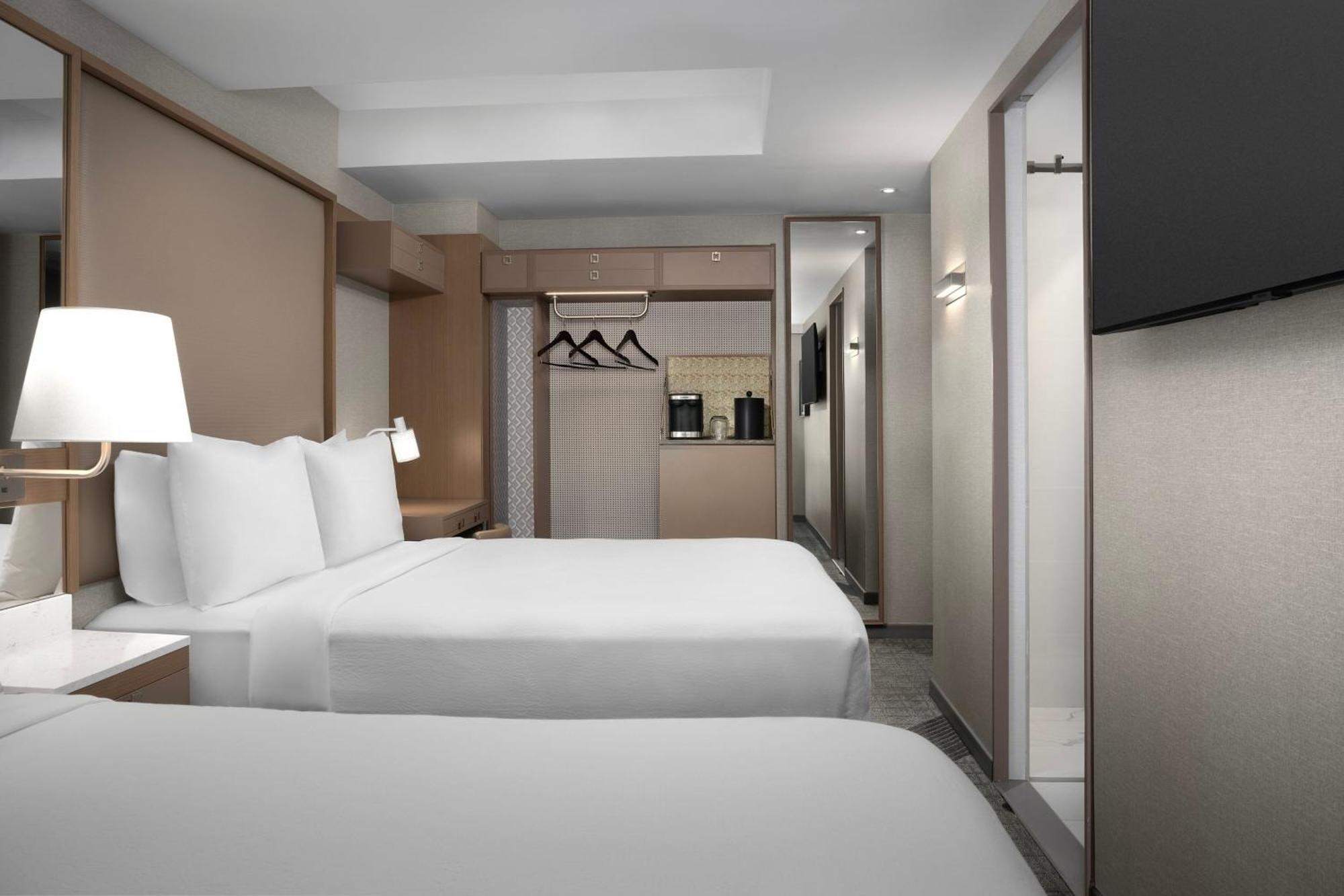 Springhill Suites By Marriott New York Manhattan Times Square Exterior foto