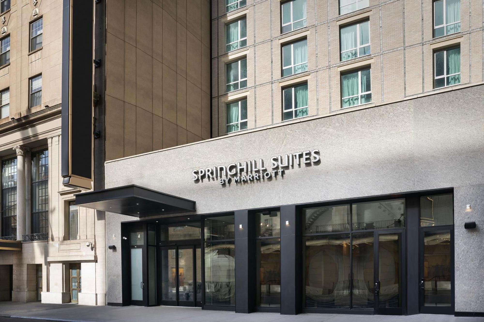 Springhill Suites By Marriott New York Manhattan Times Square Exterior foto
